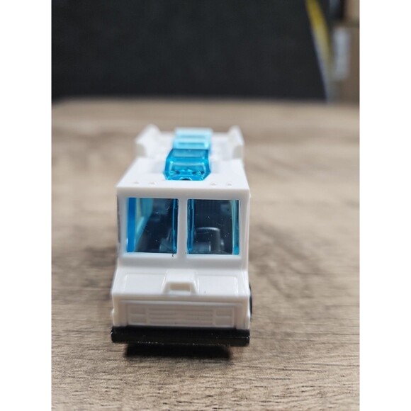 Hot Wheels Quick Bite Diecast 1/64 Mattel Loose Toy Car - Picture 5 of 6